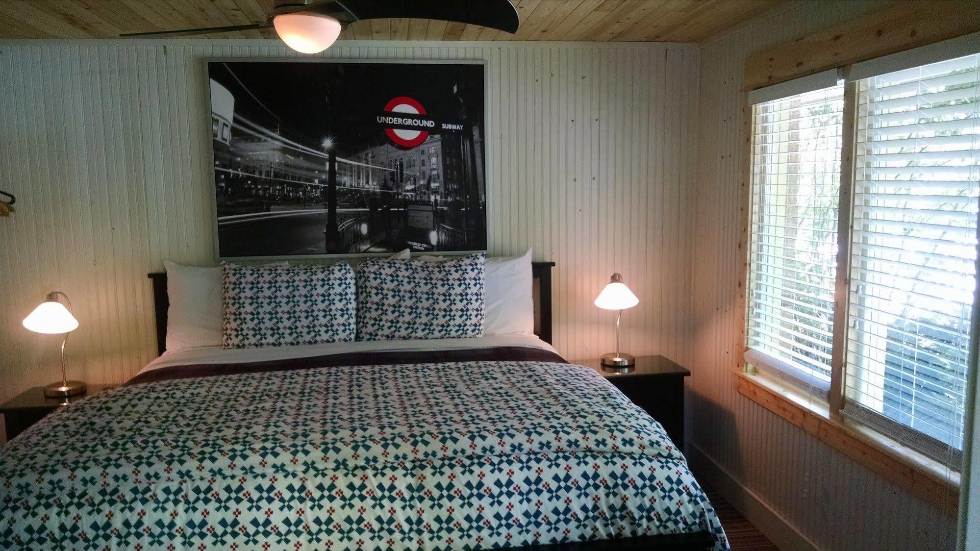 The Saugatuck Retro Resort Zewnętrze zdjęcie